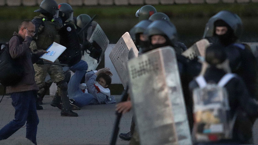 Освещали марш: в Минске задержаны российские журналисты