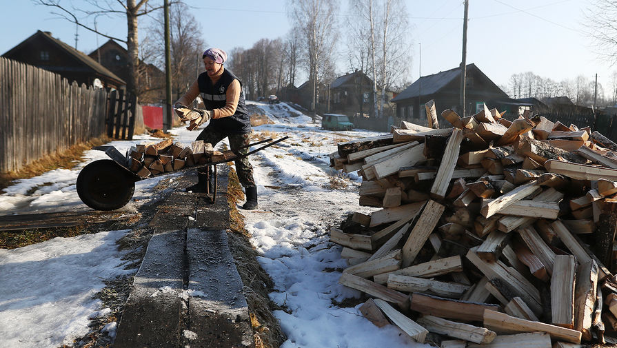 «Кормят обещаниями»: на Урале замерзает поселок