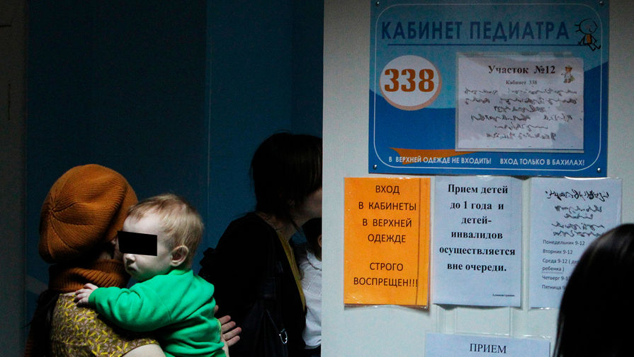 Отказала в импортной вакцине: в Петербурге избили врача из-за прививки